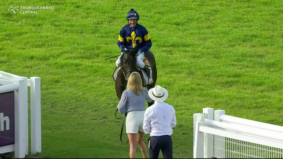 "OLLIE, OLLIE, OLLIE!" Listen to the roar of that crowd! 🗣️🐐