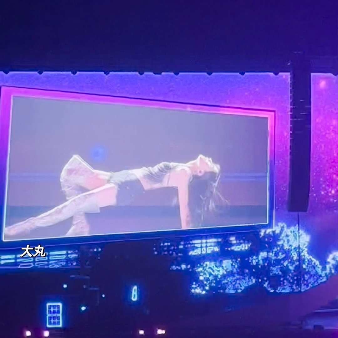 MINA'S NEW 7 RINGS DANCE BREAK WTF 😵‍💫😵‍💫
