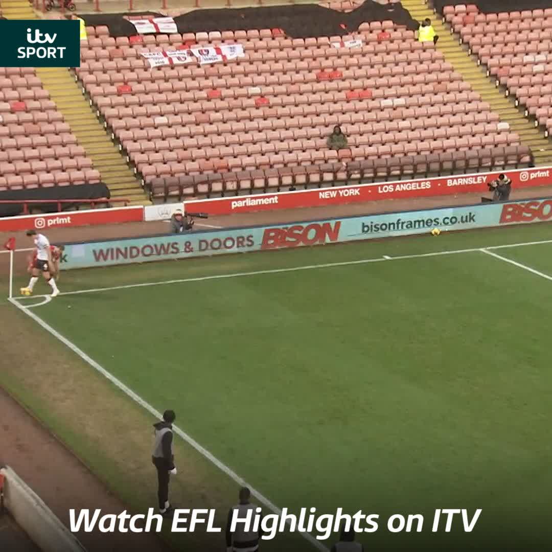 Should Barnsley's opener against Charlton have counted? 🤔 📺 Catch all the latest from the EFL at 9pm on ITV4 EFL | Barnsley FC