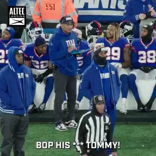 Deonte Banks mic’d up is amazing 🤣 Watch: