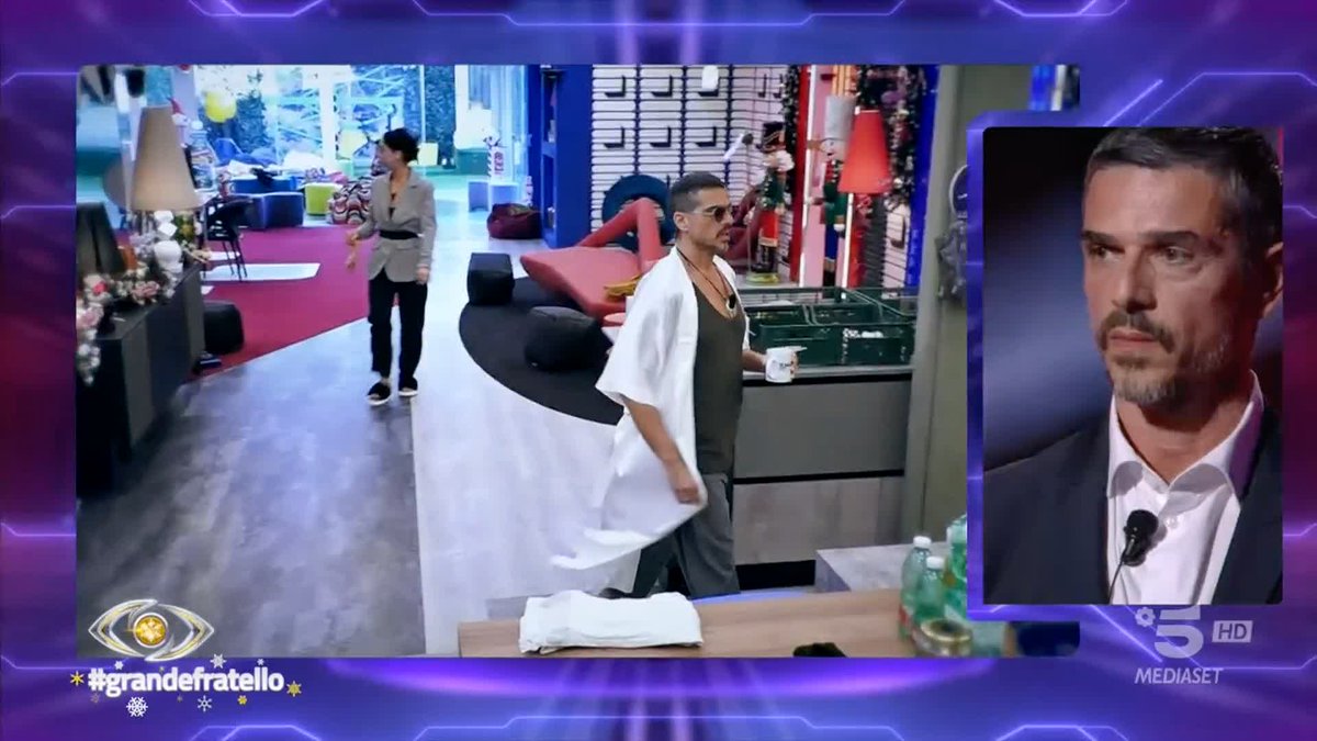 Gli episodi a cui facciamo riferimento, da parte di Massimiliano, sono stati molteplici. E, dopo averli visionati, sono arrivate le sue scuse. #GrandeFratello