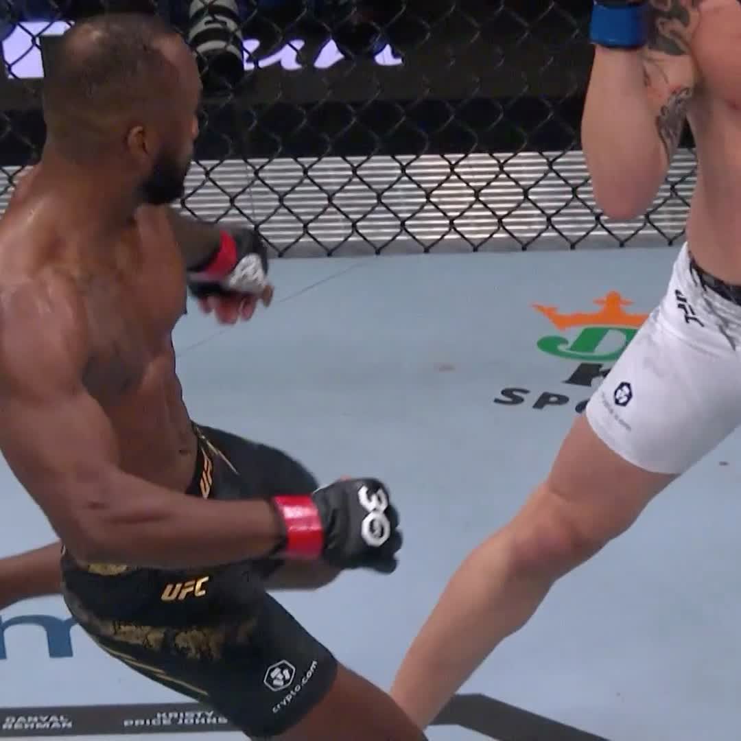 Que les pareció la estelar de #UFC296 ⁉️