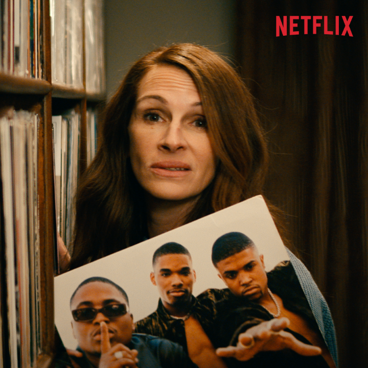 Julia Roberts y Mahershala Ali van a tener estilo bailando incluso si el mundo se acaba. #DejarElMundoAtrás