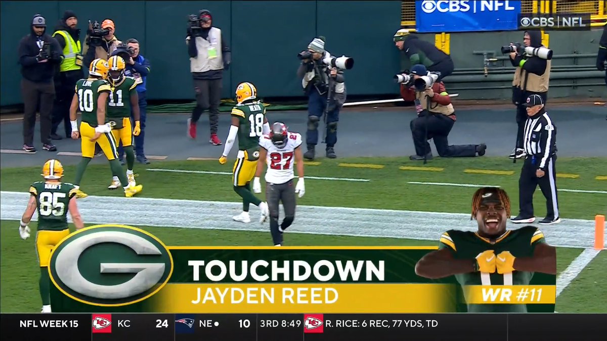 .JLove with a 17-yard dart to j.reed11💂🏾! 🎯 TOUCHDOWN 🙌 #TBvsGB | #ProBowlVote | #GoPackGo 📺: CBS