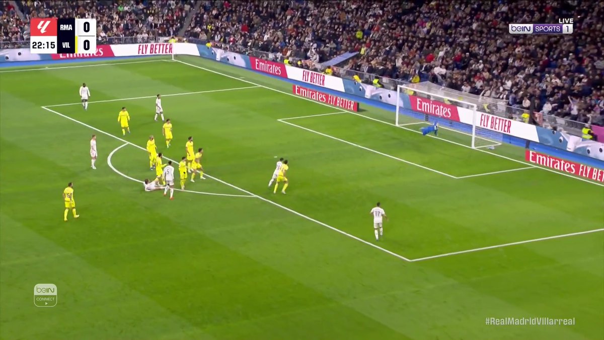 تسديدة لوكا مودريتش تعلو العارضة #الدوري_الإسباني #ريال_مدريد_فياريال #beINLiga #LaLiga