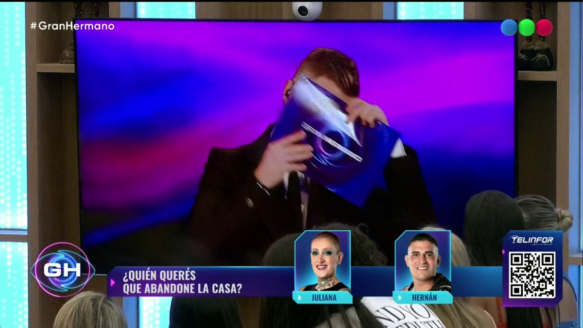 La reacción más normal de un pibardo cuando lo piropean ⬇️ #GranHermano