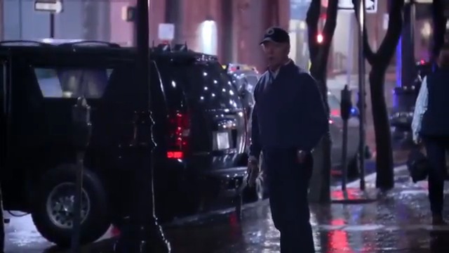 🚨 BREAKING: Joe Biden was being asked about his tanking poll numbers as a car smashed into his motorcade outside of his campaign HQ in Delaware How symbolic