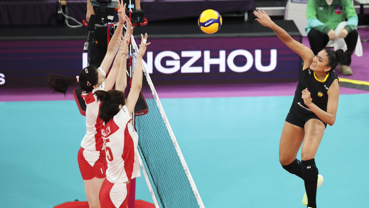 TAINARA 🇧🇷 The opposite hitter of Brazilian club team Dentil/Praia Clube has established herself as a scoring machine after ranking as the #1 scorer of the 2023 #ClubWorldChamps! 📺 Full match replays on 🏐 #Volleyball #Volei