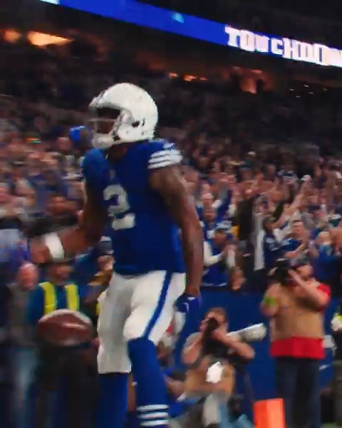 Grabbed a chance for redemption and took it to the house. 📺 #INDvsATL | 12/24 on FOX