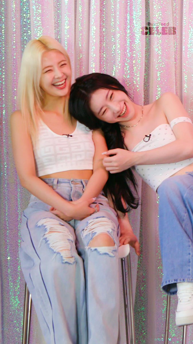 "I think she wants to take it home." 😍🥹 ITZY Styled Me For A Week out on Thursday (12/21)! Vote which member created which look for bragging rights! #ITZY #MIDZY #KPop @ITZYOfficial