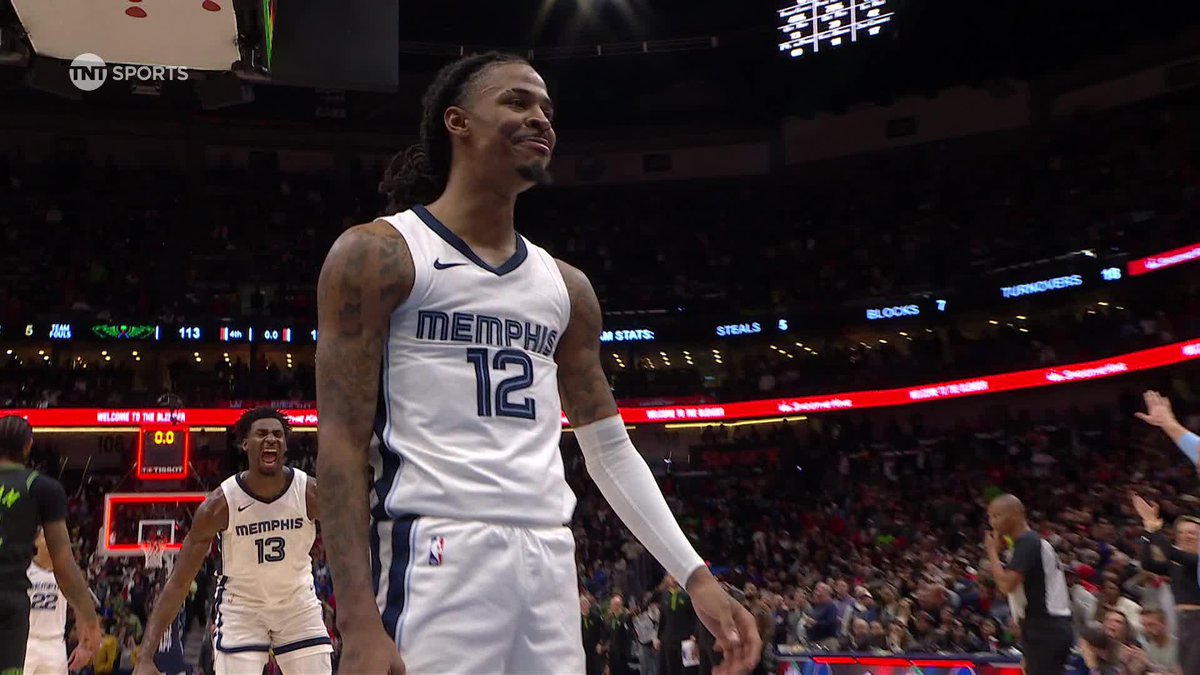 JA MORANT WINS IT AT THE BUZZER 🤯