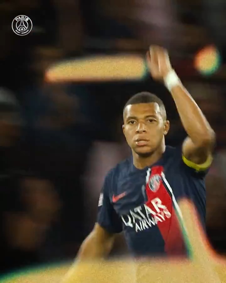 🎂🎉 Joyeux anniversaire Kylian Mbappé ! ❤️💙
