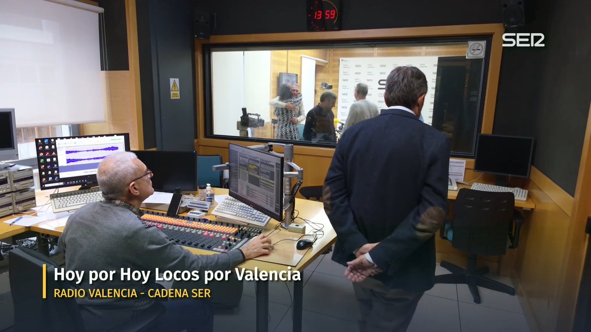 Últimas palabras de Amadeo Salvador en el día de su prejubilación. Así acaba el último programa junto a Arturo Blay de Hoy por Hoy Locos por Valencia. "Les deseo mucha salud y mucha felicidad. Que no os amargue nadie." Vídeo íntegro: