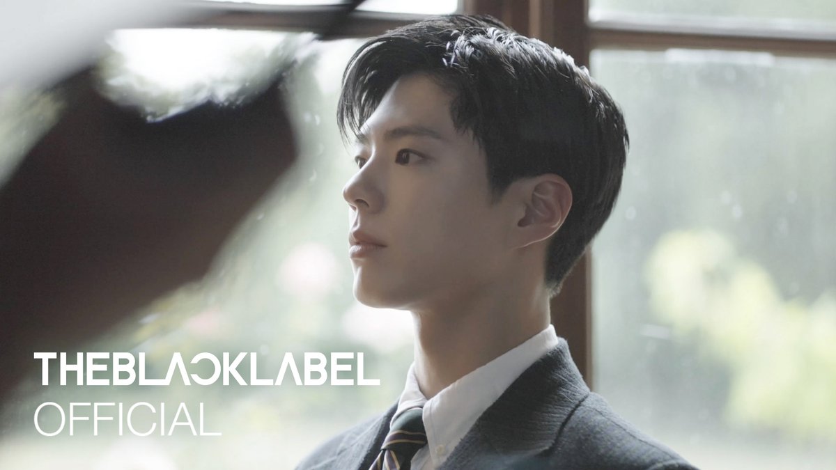 PARK BO GUM 2024 SEASON'S GREETINGS MAKING FILM ▪️ ▪️ “Dear My Friend” Warm season, Warm heart. Wishing you peace and joy in the New Year. #박보검 #PARKBOGUM #SEASONSGREETINGS #THEBLACKLABEL #더블랙레이블