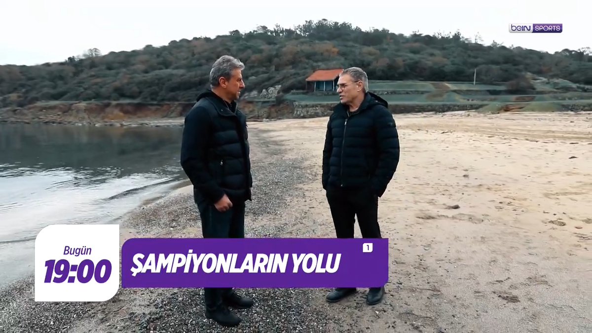 🔙 Geçmiş derbi atmosferleri 🔜 Hafta sonu oynanacak derbi 🤝 Fenerbahçe ve Galatasaray'da şampiyonluk yaşamış iki teknik direktör Ersun Yanal ve Hamza Hamzaoğlu, Şampiyonların Yolu'nda bir arada. | #FBvGS 📺 Şampiyonların Yolu, bugün saat 19.00'da #beINSPORTS 1'de!