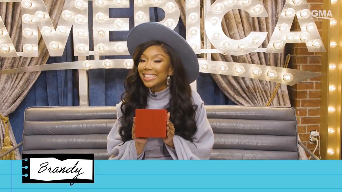 Brandy shares her favorite Christmas memories and talks about her new holiday album ‘Christmas with Brandy’ in an exclusive holiday AMA backstage at Good Morning America. b r a n d y