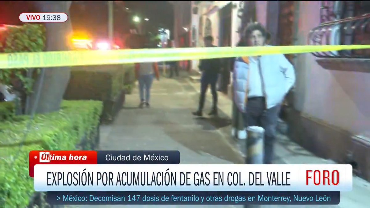 #ÚltimaHora: se registra una explosión por acumulación de gas en un inmueble de la colonia Del Valle, en la CDMX. #LasNoticiasDeFOROtv con Said Ochoa | #SiempreEnVivo | #SiempreContigo | Sigue la señal en vivo por