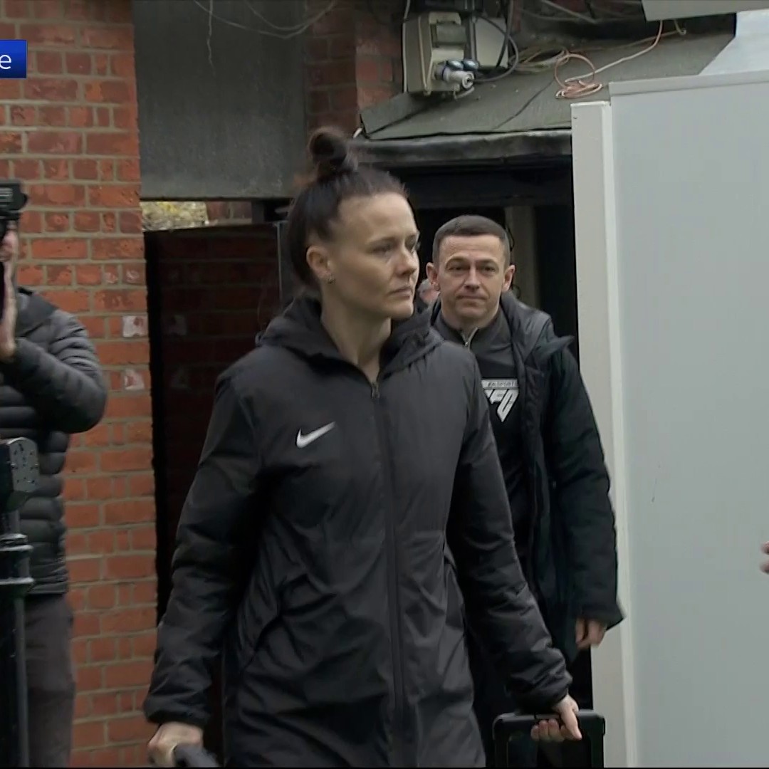 Rebecca Welch will become the first woman to referee a Premier League match when she officiates Fulham vs Burnley on Saturday afternoon ⚽ Mike Dean spoke about her style of refereeing and also reminisced about his first Premier League game 🟨🟥