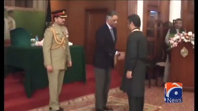بلوچوں پر تشدد، صحافی اور اديب محمد حنيف کا ستارہ امتياز واپس کرنے کا اعلان