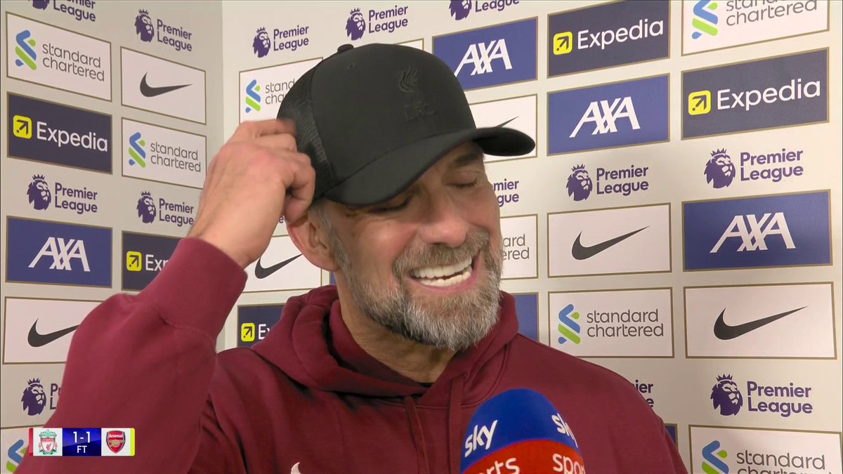 "Someone will explain it to me & tell me it wasn't a handball, but I don't know how" 🤨 Jurgen Klopp doesn't understand why Liverpool weren't given a penalty against Arsenal.