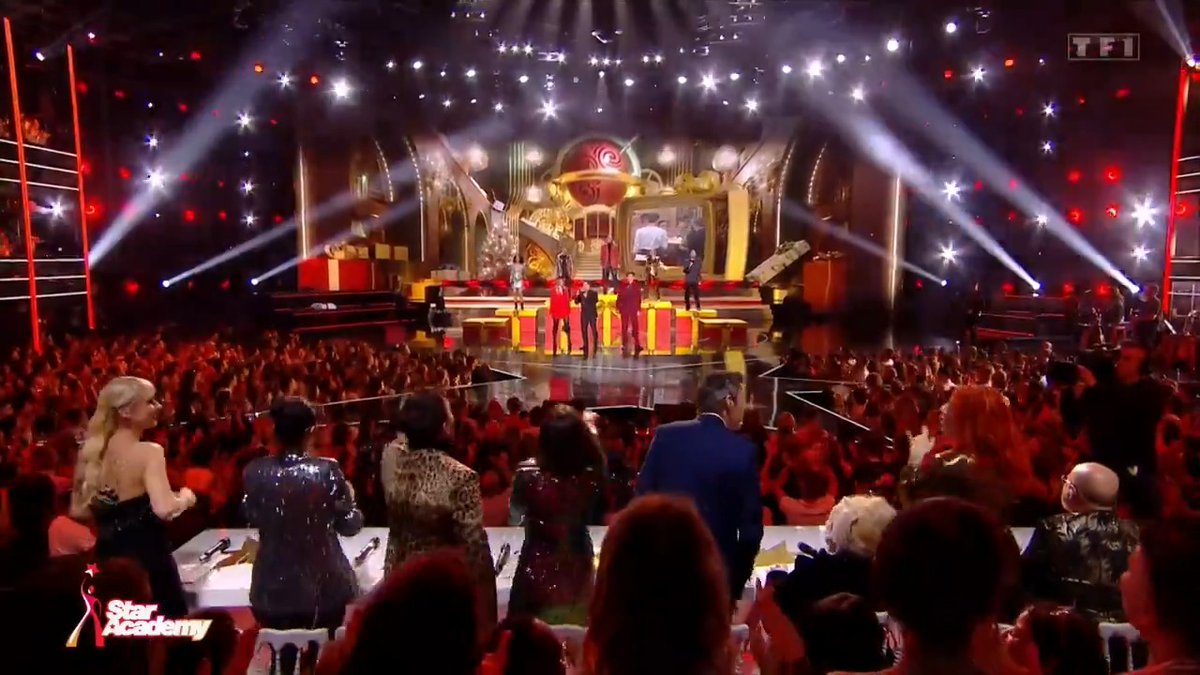 Les anciens académiciens sont de retour 🤩 Ils se réunissent avec la promotion 2023 pour un grand moment de retrouvailles sur les hymnes de la #StarAcademy 🎤 À qui ça rappelle des souvenirs ? 🤭 Ne ratez pas le prime sur ! 🙌🏻