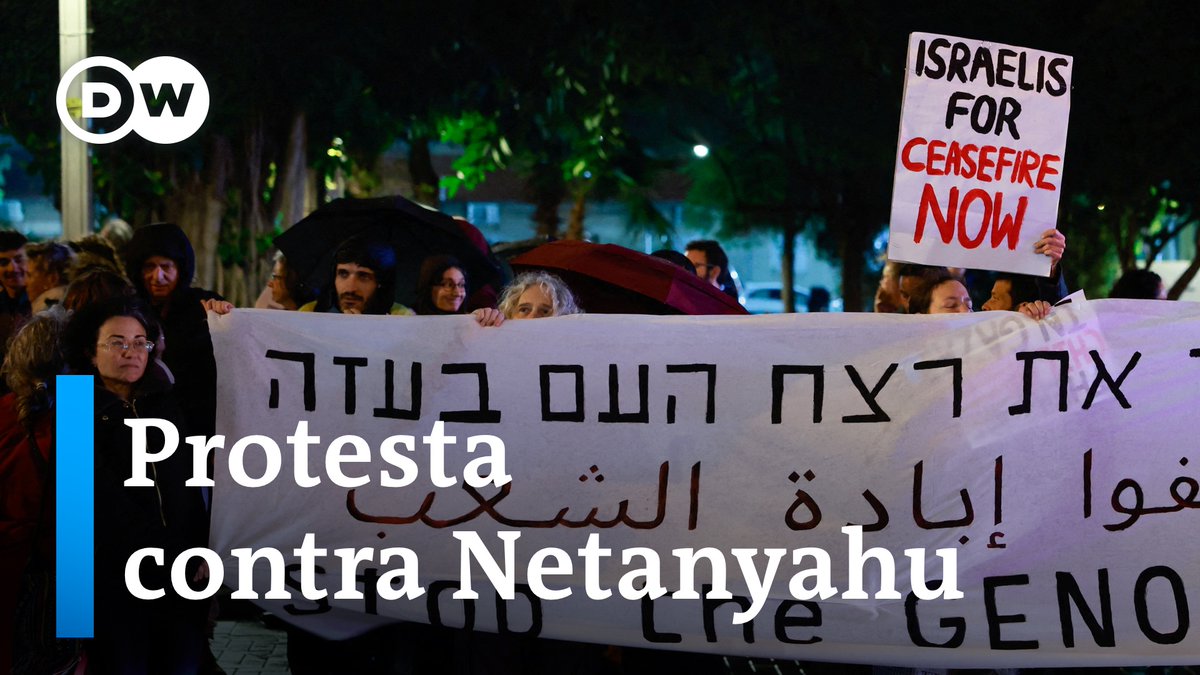 Manifestación en Tel Aviv exige dimisión del Gobierno israelí En #Israel, miles de personas se concentraron en la ciudad de Tel Aviv, para protestar contra el Gobierno de #Netanyahu. La manifestación reunió a familiares de secuestrados por militantes de #Hamás y a activistas por la paz. Reclaman la renuncia completa del Gobierno de Israel y el retorno inmediato de los secuestrados por los milicianos palestinos el pasado 7 de octubre. /cq