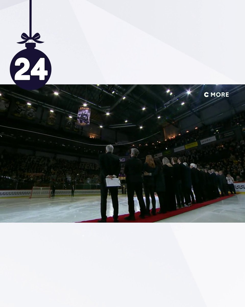 Bakom lucka 24 hittar vi den vackra inramningen när Börje Salmings tröja nummer 17 hissades i Monitor ERP Arena ❤️