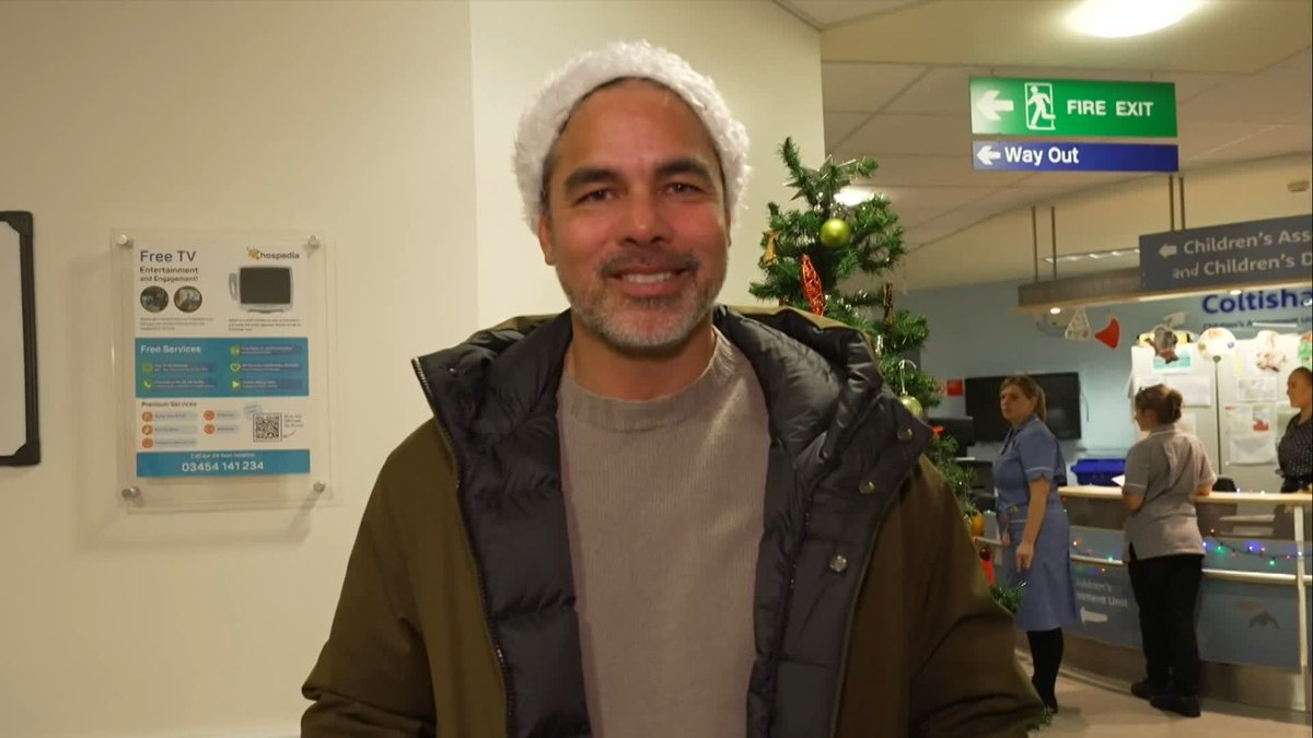 Despite the busy Christmas period, Norwich City FC made the effort to visit their local hospital to spread some festive cheer 🎁 Aaron Paul🎙📻 went along to find out more