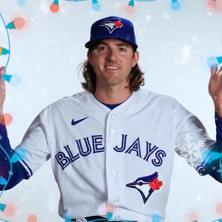 A special rendition of Jingle Bells 🎄 Merry Christmas, Blue Jays fans 💙