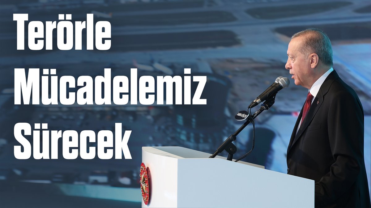 Terörle bizi yıldıracakları vehmine kapılanlara şu ikazı yapmakta fayda görüyorum. Son 21 yılda her şeyi denediniz, her yola başvurdunuz fakat bizim kutlu yolculuğumuza set çekemediniz. Türkiye Yüzyılı'nın inşasına da Allah'ın izniyle engel olamayacaksınız. Son 21 yılda defalarca hüsrana uğradınız; inşallah yine kaybedeceksiniz, bir kez daha rezil ve zelil olmaktan kendinizi kurtaramayacaksınız. Oyunlarınızı biliyoruz, emellerinizi biliyoruz, kim olduğunuzu çok iyi biliyoruz. Şunu hiçbir zaman unutmayın... Ömrümüz yettiği sürece, nefesimiz yettiği sürece, aziz milletimizin desteği bizimle olduğu müddetçe sizinle mücadele etmeyi sürdüreceğiz. Terörle yol yürüyenlere, terör örgütlerini maşa olarak kullananlara, iradesini Kandil'deki alçaklara teslim edenlere, üç beş oy alacağız diye bölücü hainlere kapı kulu olanlara meydanı asla bırakmayacağız. Teröriste terörist dememek için kırk takla atan, kırk farklı kılığa giren siyasi bukalemunların maskelerini indirmeye devam edeceğiz.