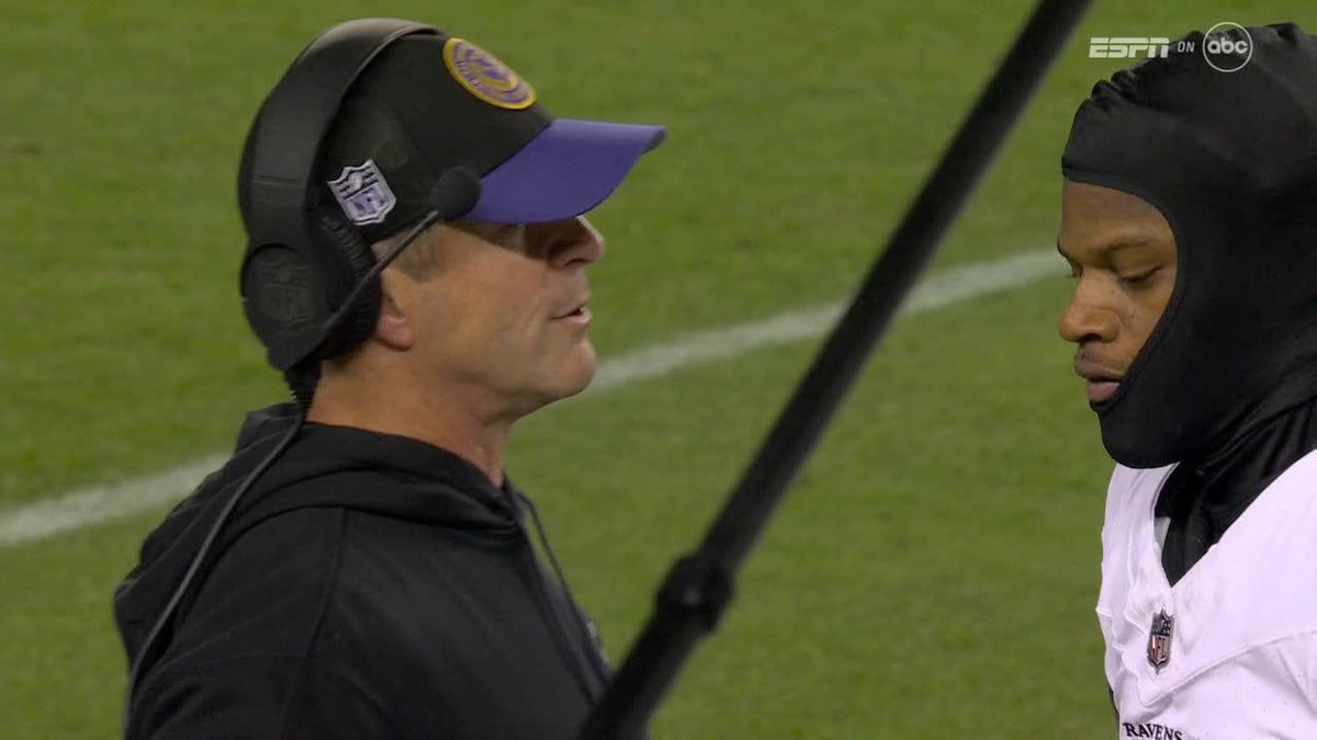 Lamar Jackson was called for intentional grounding and a safety on this play 😮 #BALvsSF