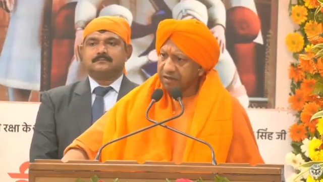 सिख गुरुजनों का बलिदान देश के लिए था, धर्म के लिए था...