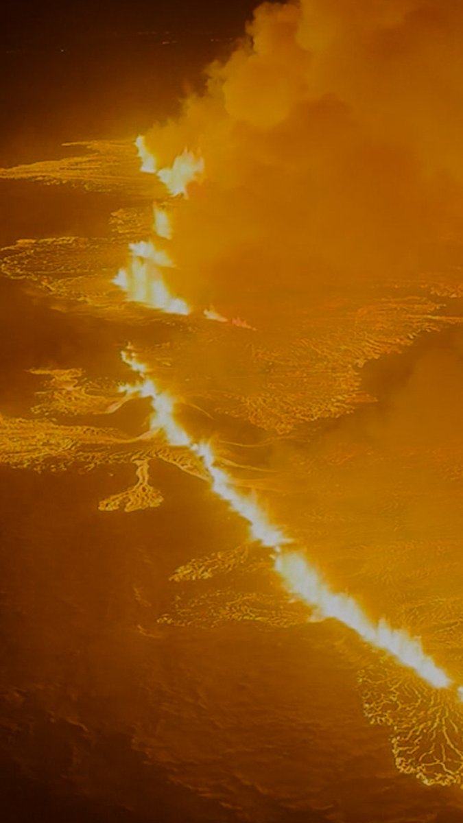 This river of lava in Iceland is making headlines — but did you know there are different types of volcanic eruptions? Here's a breakdown. 🌋😲