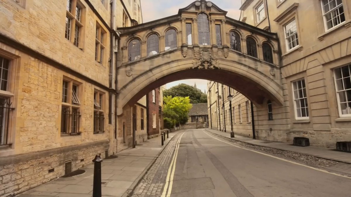 Take a trip around Oxford...without anyone around 👀
