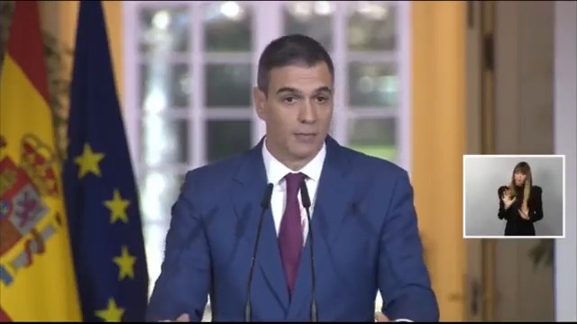 Sánchez: “No es aceptable el nivel de insultos a los que ha llegado la oposición. Debería ser absolutamente reprochable que a un líder político se le diga 'me gusta la fruta'. Es deleznable, demuestra el bajo nivel al que ha llegado la oposición”