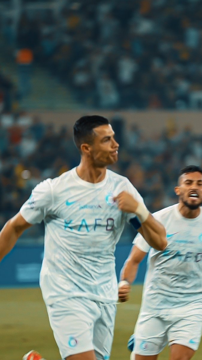 نـــراه كلّ أسـبــوع .. لكن لا نملّ تكراره 💛