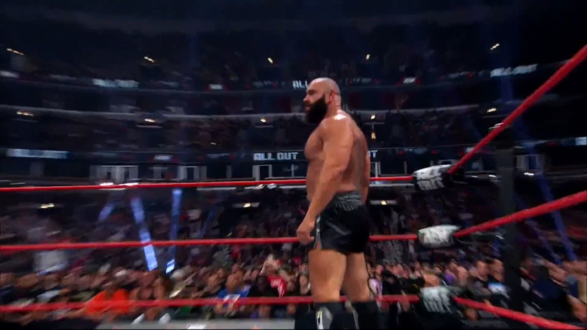 "I AM THE REDEEMER!" Watch #AEWDynamite #NewYearsSmash LIVE on TBS! Rusev | “EL IDOLO” ANDRADE