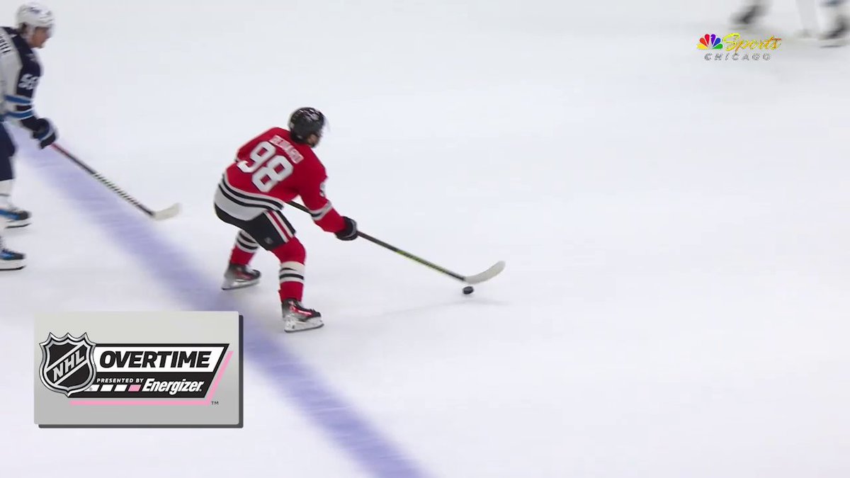 GUESS WHO‼ Connor Bedard skates down the middle of the ice and scores the Energizer overtime winner for the Chicago Blackhawks! 🚨