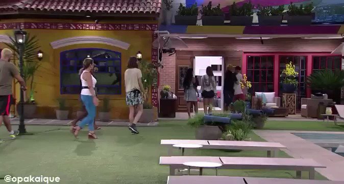 “Qual o maior mico da história do BBB” eu começo: #BBB24