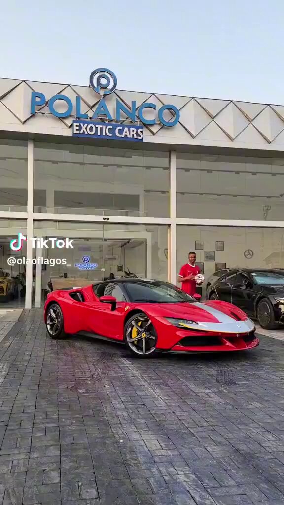 Wizkid just bought a new N1.4B Ferrari 🔥