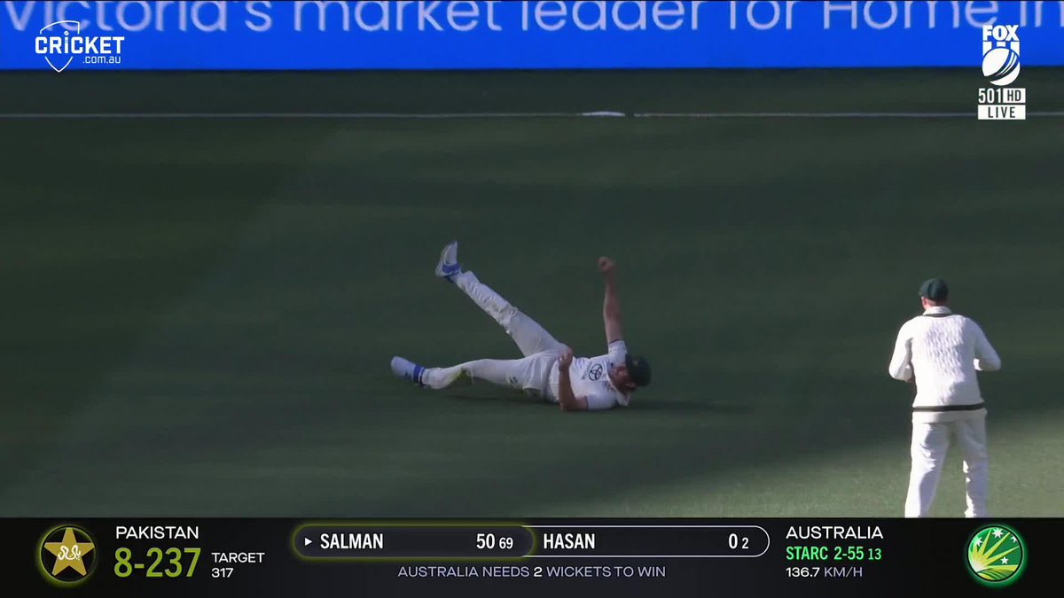 What a catch under pressure by Mitchell Marsh. 🔥