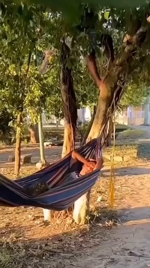 Se pasan. 😂 😂 😂 😁😁😁
