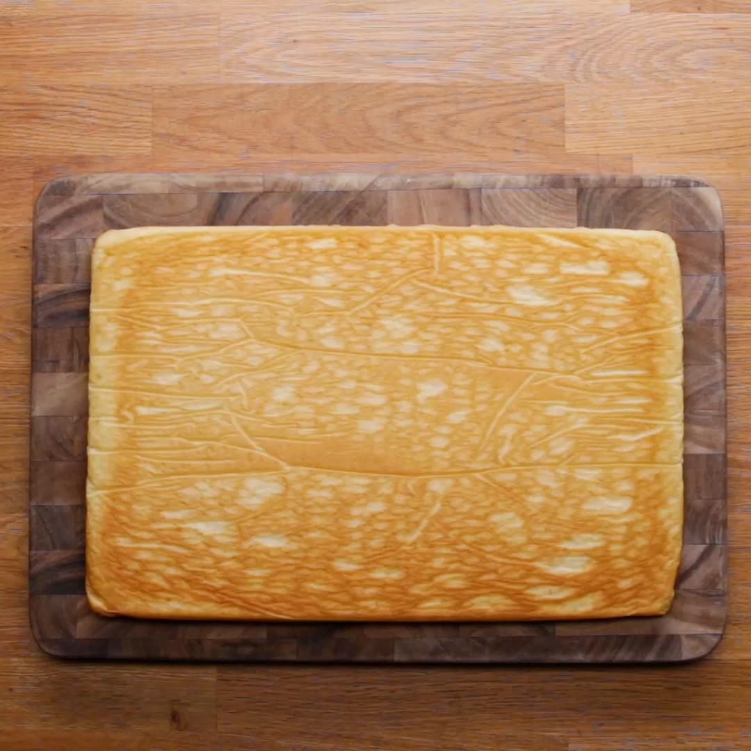 4-Flavor Giant Sheet Pan Breakfast Sandwich
