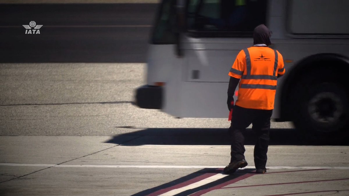 As 2023 is coming to an end we want to take the opportunity to thank all #aviation workers of the 🌍 for another year of air transport. #weareaviation ✈️