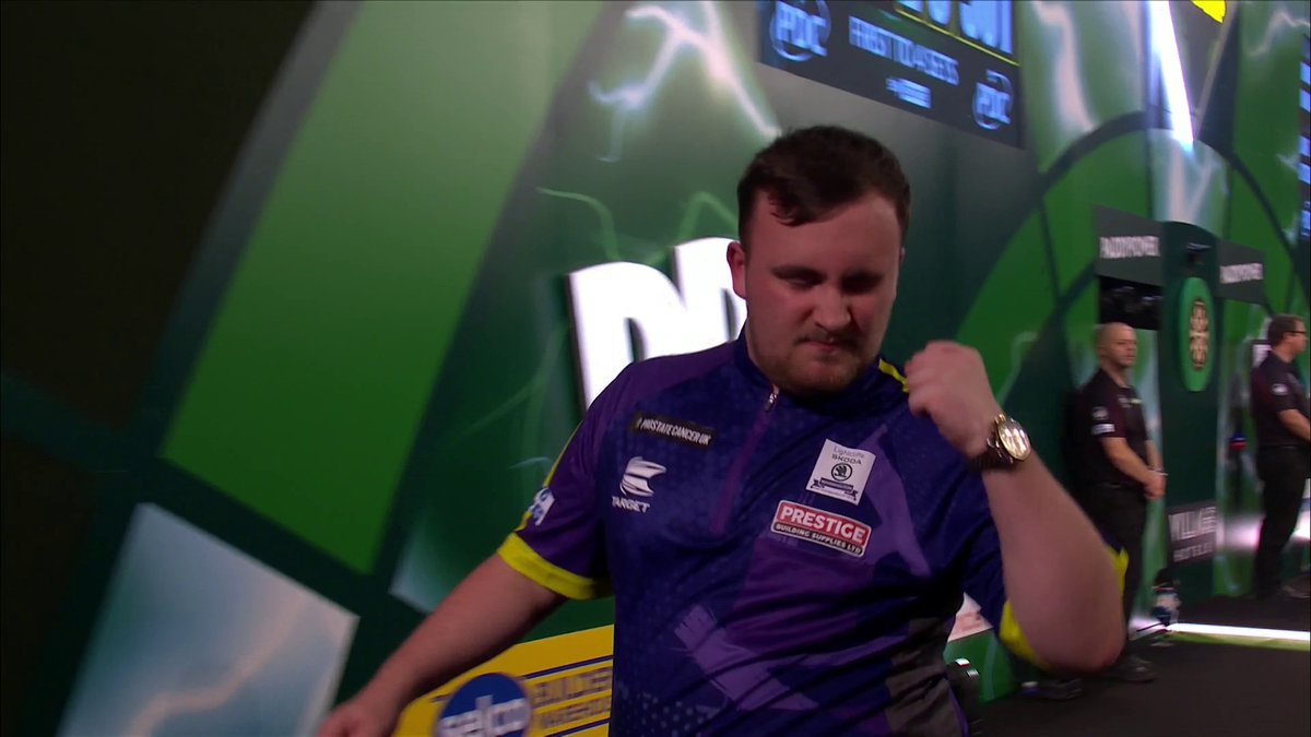 "THIS IS ASTONISHING" Luke Littler goes 2-0 up against Raymond van Barneveld 🎯