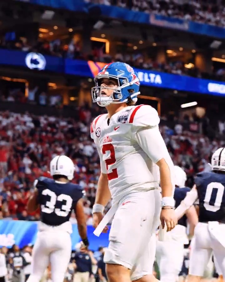 The TD, then the celly by Lane Kiffin 😤 #HottyToddy