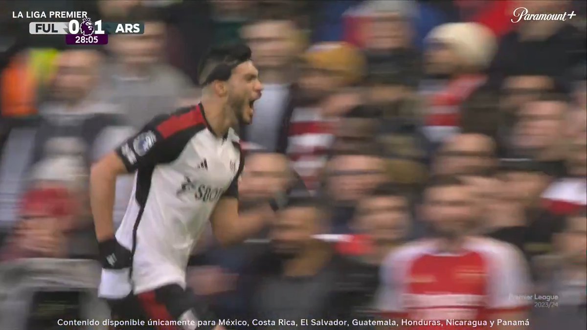 🚨¡GOL DE RAÚL JIMÉNEZ AL ARSENAL!🇲🇽 ⚽️ El mexicano marca su quinto gol en la temporada. #Fulham 1-1 #Arsenal #PremierLeague