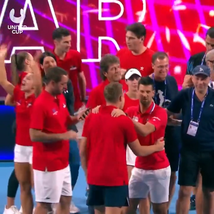 HAPPY NEW YEAR from Perth 🎆 ❤️ Novak Djokovic and Team Serbia 🇷🇸 #UnitedCup
