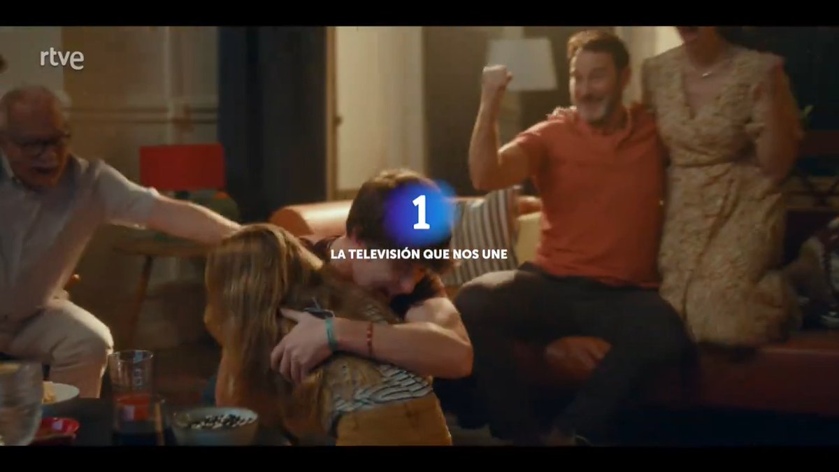 No hay nada más emocionante que seguir formando parte de tu vida. La 1, la televisión que nos une.