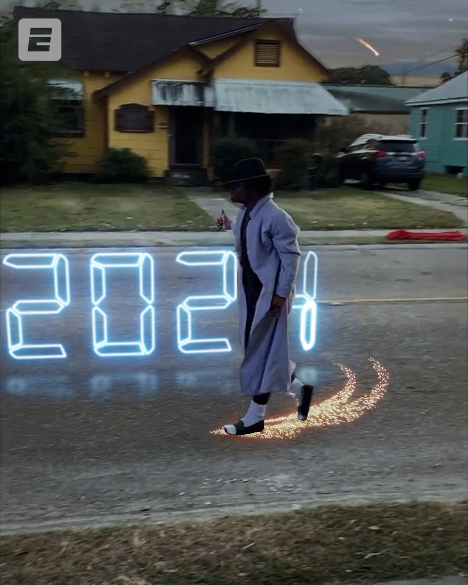 Sliding into 2024 like ... HAPPY NEW YEAR 🎉🎊 (🎥 10K, Dimitri Reeves)